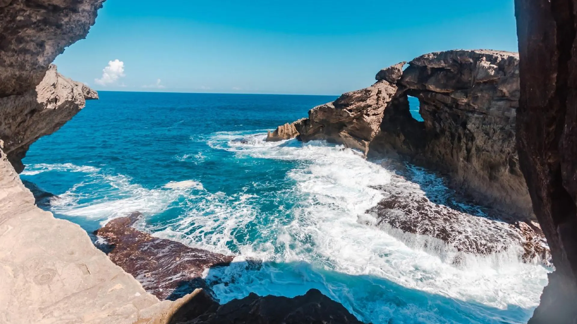 Discovery Inn & Suites At 681 Ocean Drive Arecibo 3*,