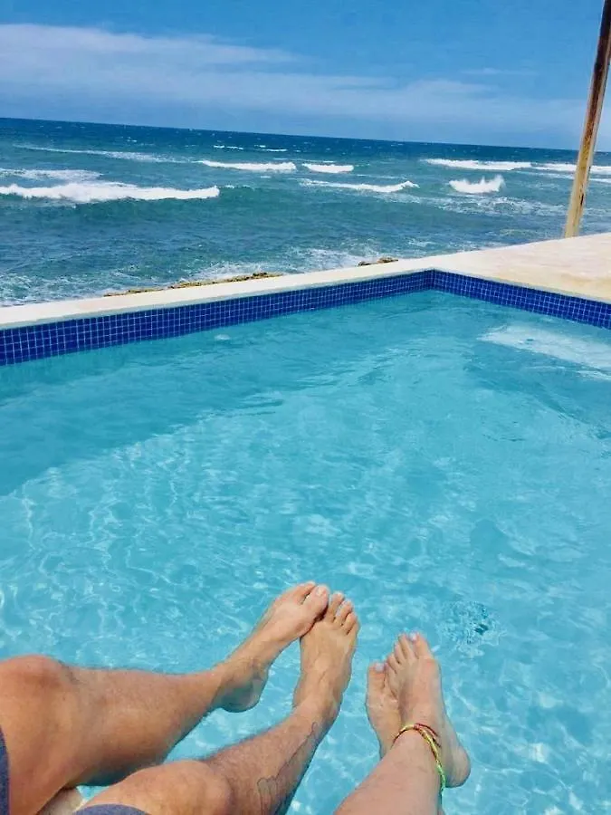 Discovery Inn & Suites At 681 Ocean Drive Arecibo Puerto Rico
